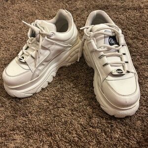 Buffalo London White Patent Platform Sneakers